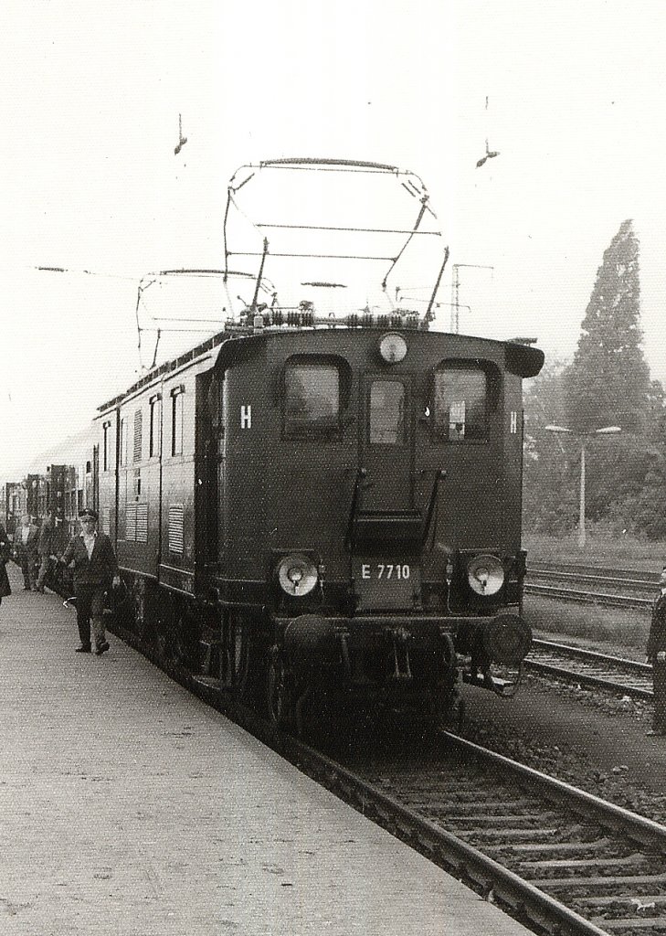 E 7710 unterwegs bei Dresden, vor 1989