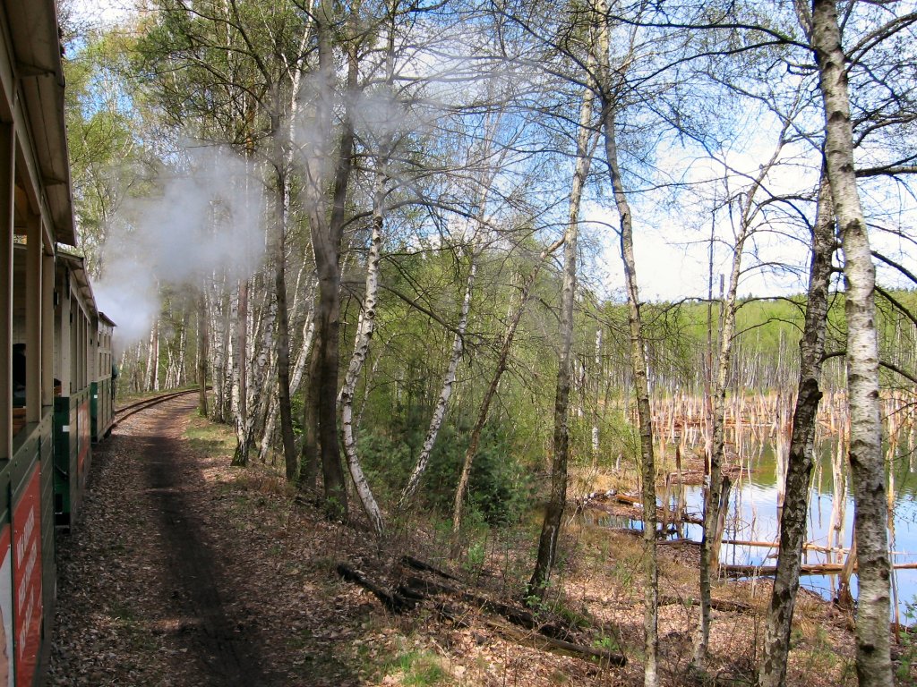 Landschaft an der Strecke nach Kromlau im April 2006