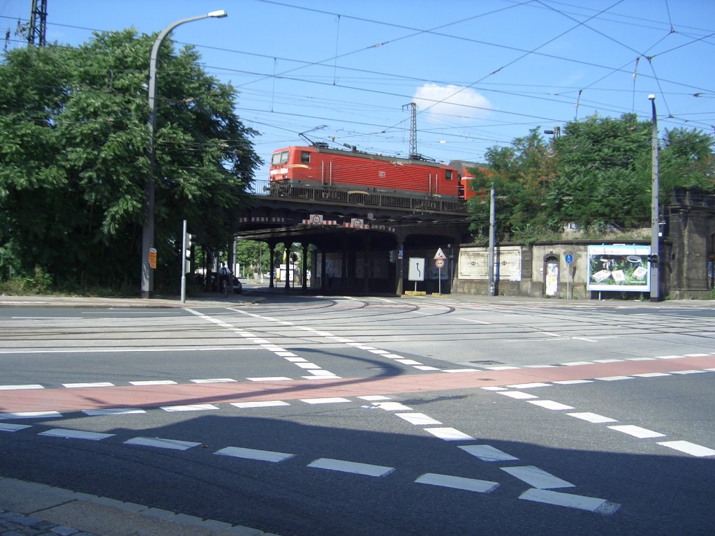 S-Bahn verlsst den Bhf Dresden-Neustadt, August 2005