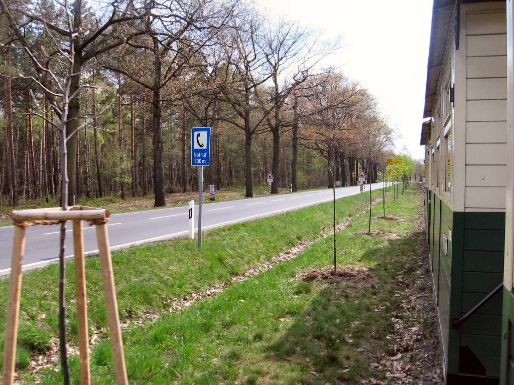 Strecckenverlauf neben der Strasse - 2006