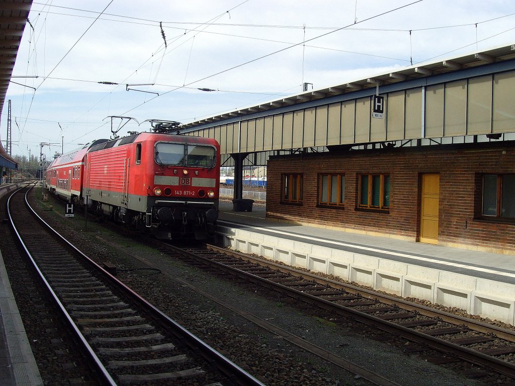 BR 143 in Zwickau (Sachsen), 2011