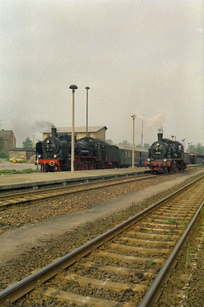 BR 38 in Grobothen auf dem Weg nach Nossen, DR vor 1989