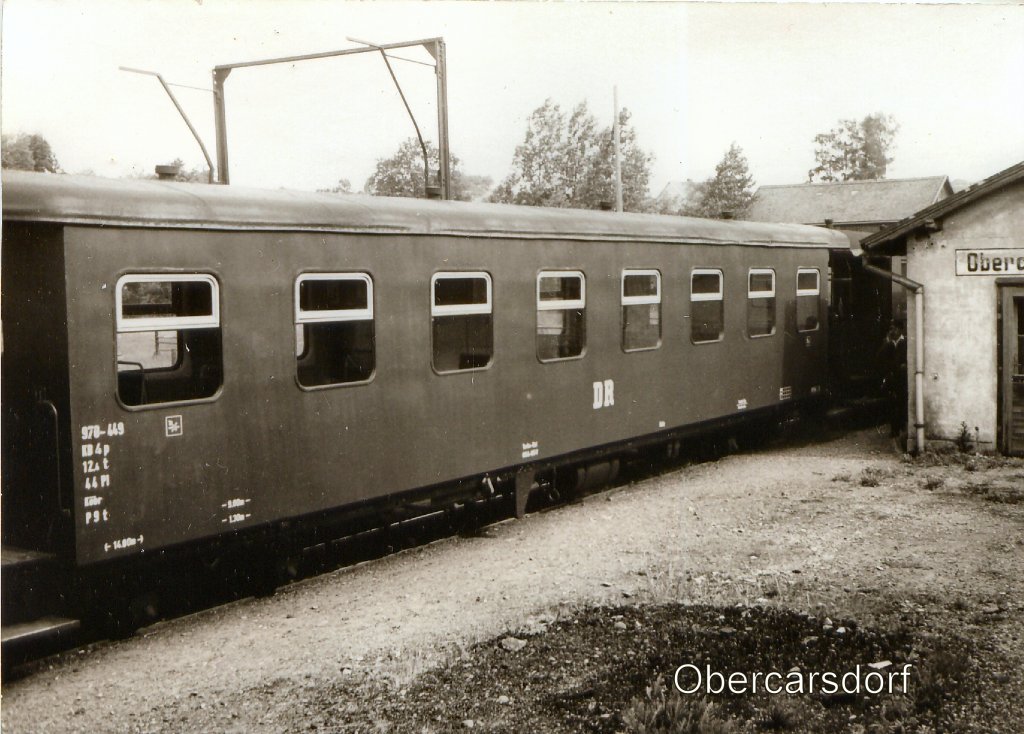 Schmalspurzug in Obercarsdorf, vor 1989